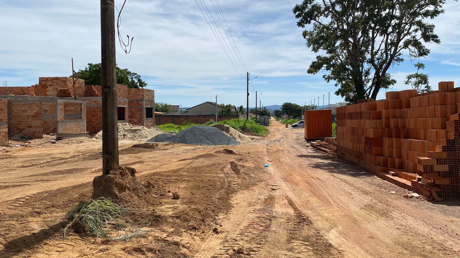 CASA NA MODALIDADE AQUISIÇÃO E CONSTRUÇÃO